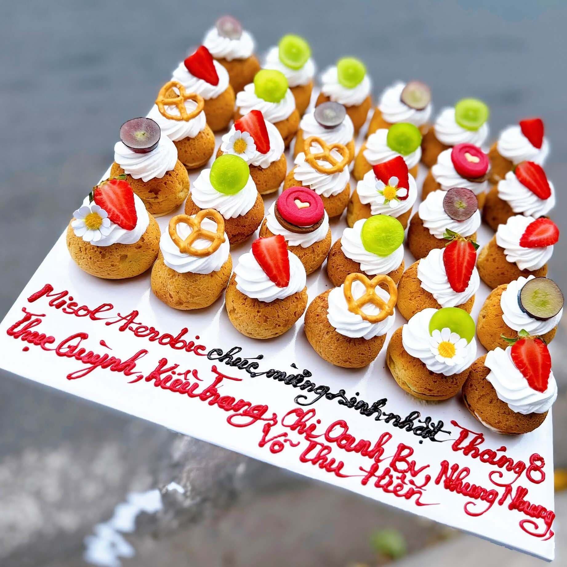 Bánh Sinh Nhật Su Sing set 30 su, Trang trí Trái Cây