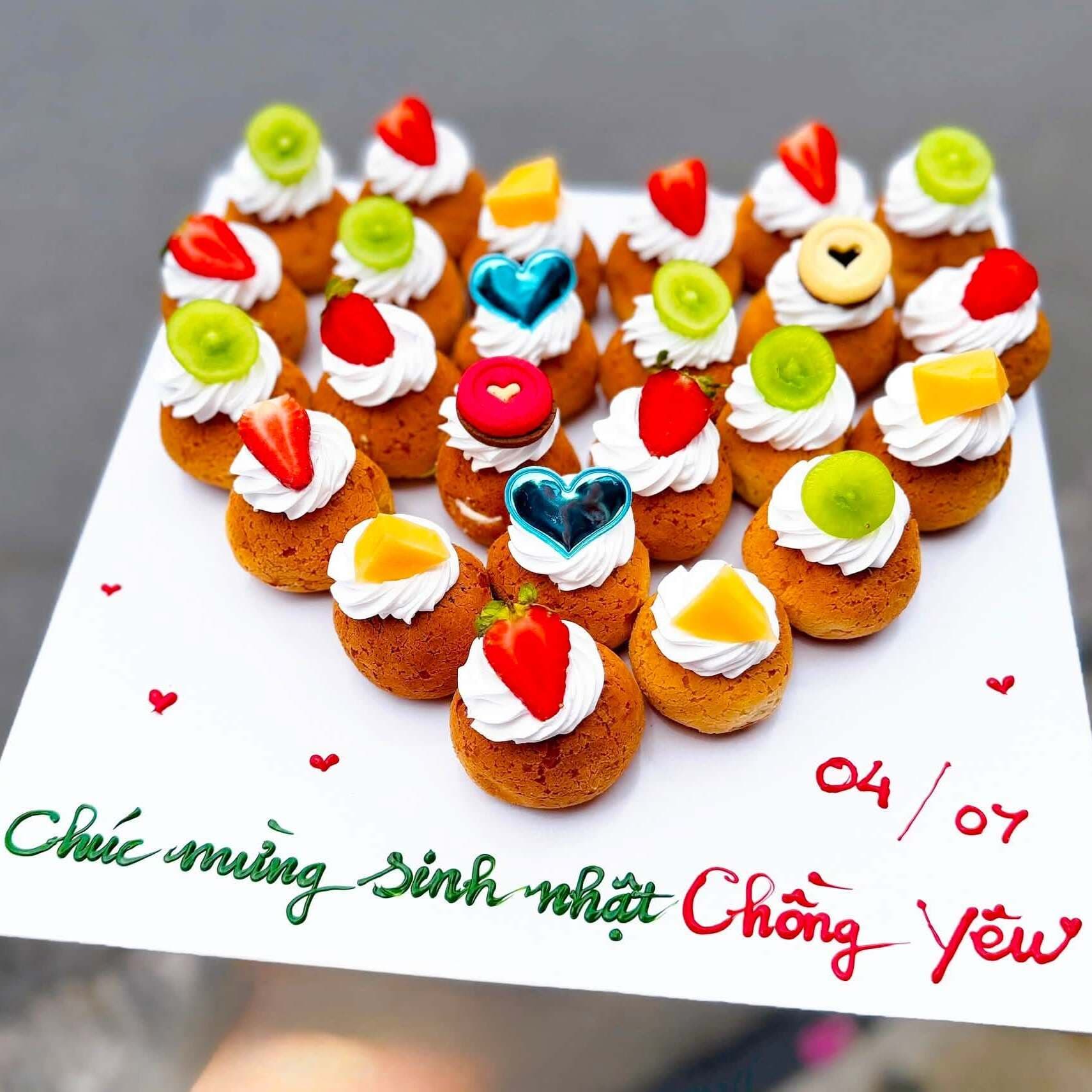 Bánh Sinh Nhật Su Sing trang trí Trái Cây - Tim